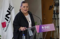 Ex presidentes del INE y Guadalupe Taddei defienden permanencia de los OPLES