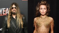Miley Cyrus dedica una canción a su padre, Billy Ray Cyrus, por su 63 cumpleaños