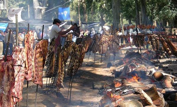 Escapada campo en Buenos Aires: el pueblo de la Fiesta del Estero
