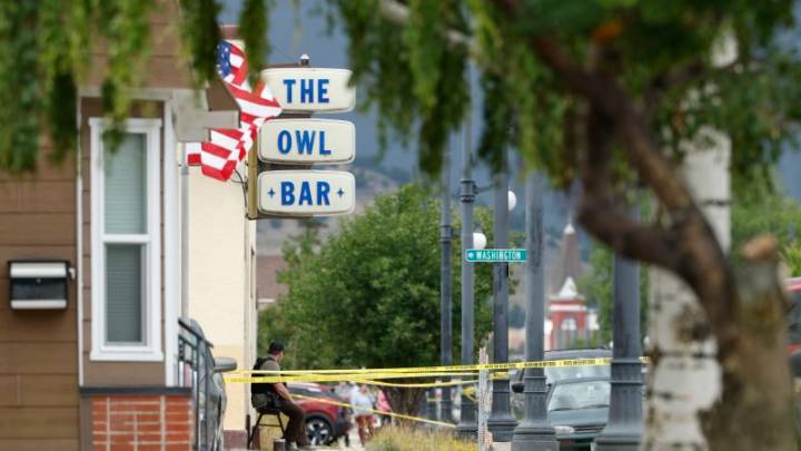 The Owl Bar was the place where everybody knew your name. Then, a familiar face walked in