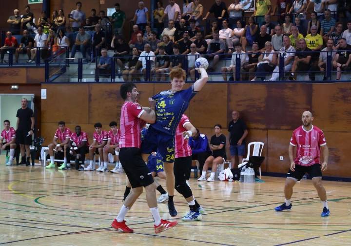 El Bidasoa vence al Rennes y jugará la final del torneo de Egia