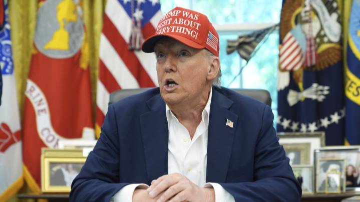 El presidente Trump revela que tiene un plan para Ucrania que dará a conocer en dos semanas