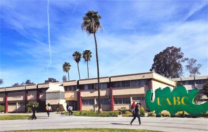 Universidades se niegan a enviar pasantes de medicina a Ceresos por riesgos