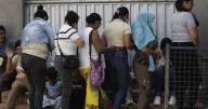 Enfrentamientos entre el ELN y las disidencias provocan desplazamiento masivo en el Catatumbo