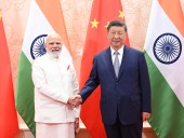 Xi dice a Modi que China y la India han de ser "amigos y buenos vecinos"