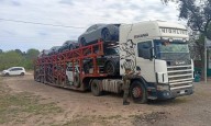Gendarmes secuestraron ocho autos de alta gama y dos motos por presunto contrabando