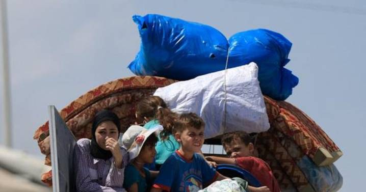 Israel llama a evacuar hospitales y organizaciones humanitarias del norte de Gaza