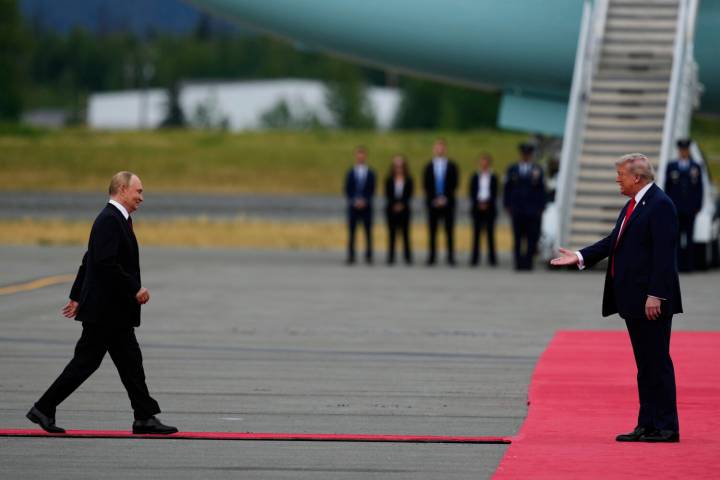 Photos of the Putin-Trump summit in Alaska