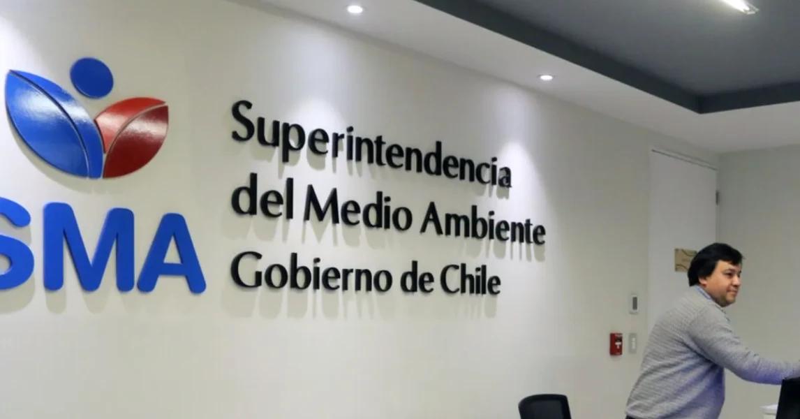 Vecinos consiguen cierre temporal de restaurant por reincidir en ruidos molestos: Tribunal ordenó cumplir medidas para reabrir
