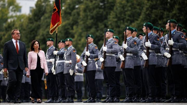 La mili en Alemania, una amenaza para el sector turístico canario