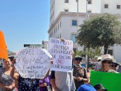 Personas con discapacidad cierran avenidas principales; exigen pago universal