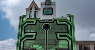 Arquitectura Neoandina: creador de los cholets de Bolivia ofrecerá charla en la Usach