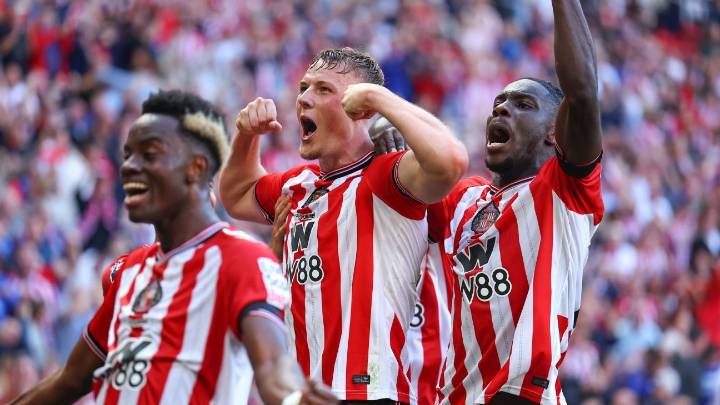 Sunderland near Forest's £142m Premier League spending record