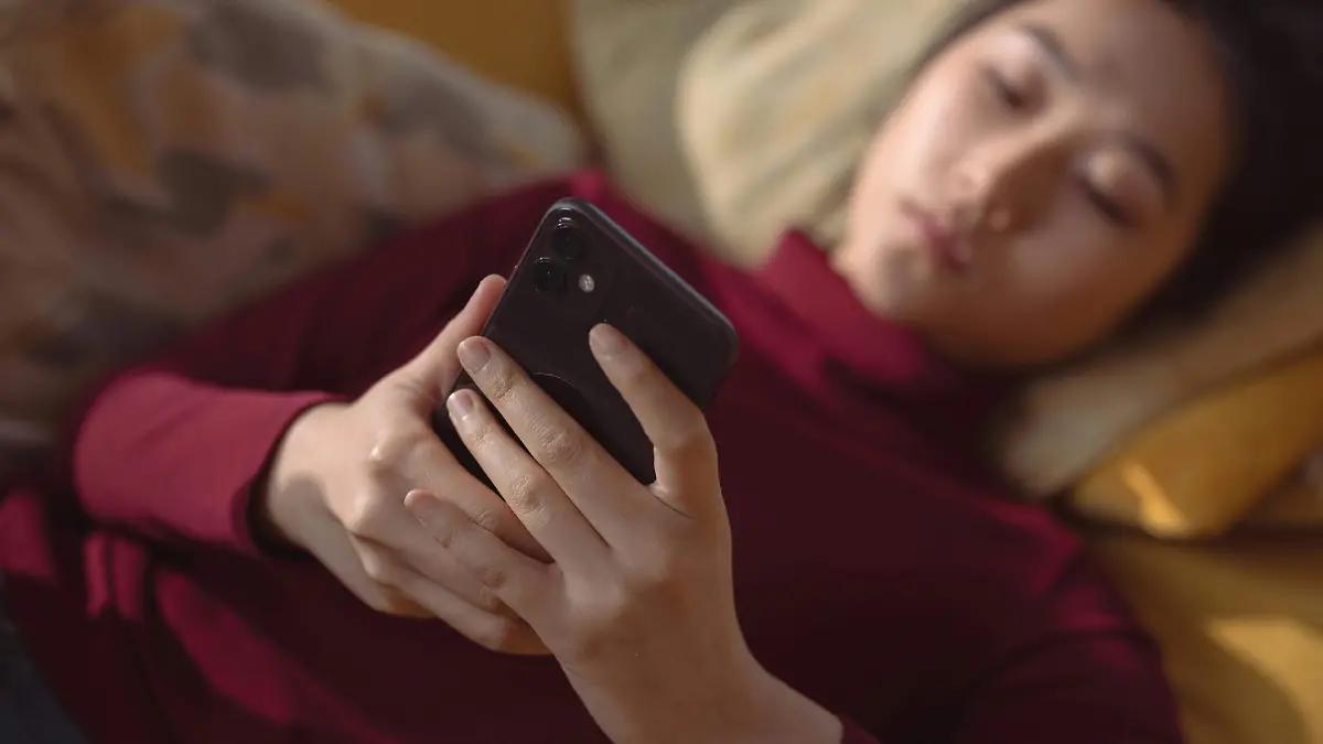 Corea del Sur aprueba ley que prohíbe el uso de celulares durante clases