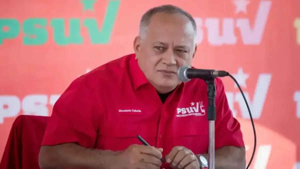 Venezuela detiene a 12 personas en el delta y refuerza despliegue militar en la frontera con Colombia, entre ellos ocho colombianos