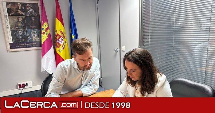 Elena Martín Bravo aborda con el delegado de Desarrollo Sostenible la situación de la cañada real de Mora