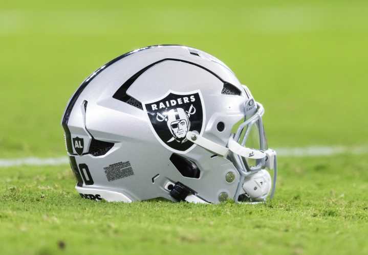 AFC Notes: Amari Cooper, Travis Kelce, Broncos, Chiefs, Raiders