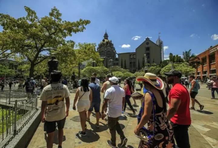 Medellín recibió más de 546 mil turistas extranjeros en el primer semestre del 2025: rompió récord