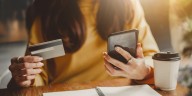El 82% de los adolescentes aragoneses compra por internet, sobre todo ropa y calzado