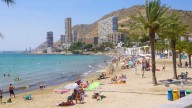 Cierran al baño la playa de la Albufereta tras detectar contaminación residual en el agua