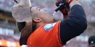 Samuel Basallo hits first Major League home run