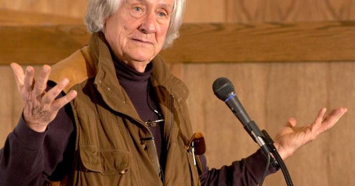 Wyoming legal legend passes