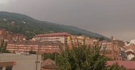 Una capa de ceniza cubre el cielo de Béjar tras los incendios del norte de Cáceres