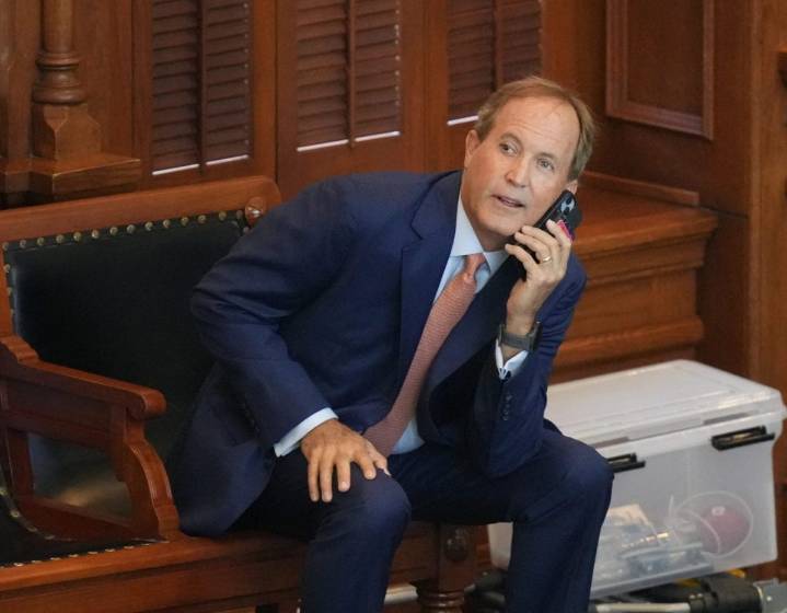 Procurador Ken Paxton arremete contra legisladores demócratas que abandonaron Texas: “No están por encima de la ley”