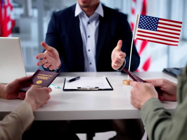 Las preguntas más comunes y los 6 consejos clave para aprobar la entrevista de la visa americana este 2025