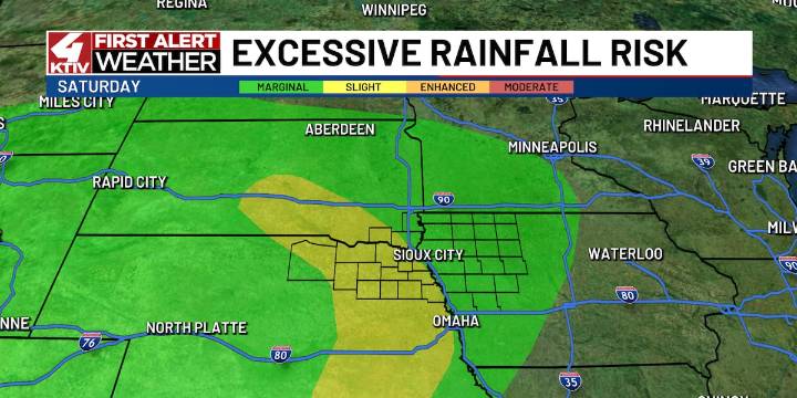 Heavy rain develops Labor Day weekend