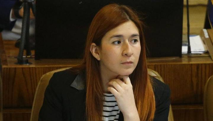 Corte de Antofagasta decreta arresto domiciliario nocturno a Catalina Pérez