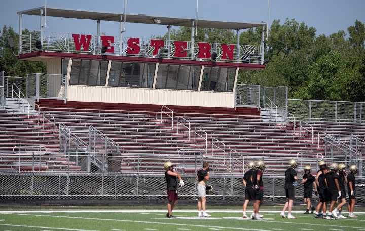 Fan pick: Who wins the Week 1 game between Jackson and Western?