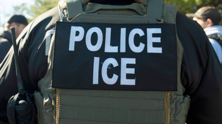 ICE arrests parent outside Chula Vista elementary school 