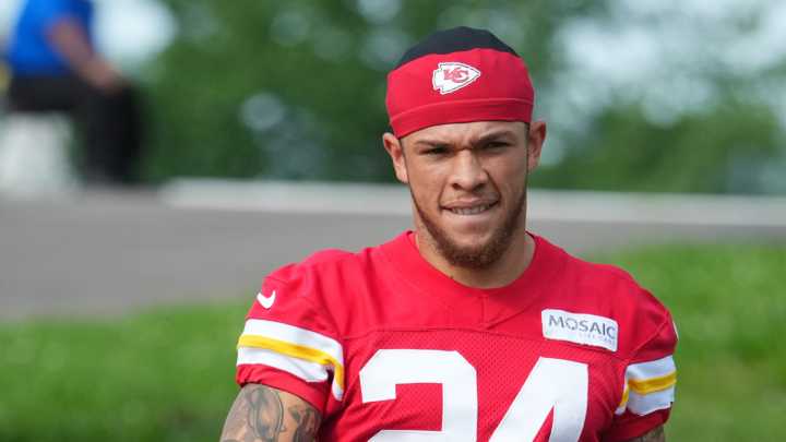 Chiefs trade former second-round pick to desperate 49ers