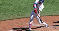 Guerrero's RBI single helps Blue Jays beat Brewers 8