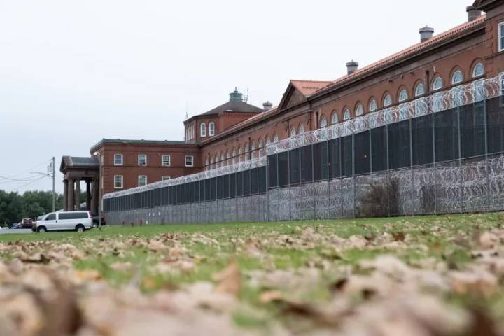 CT correction officers injured detaining inmate after alleged assault