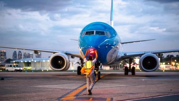 Controladores aéreos mantienen medidas de fuerza: “Hace un año que no tenemos aumento salarial”