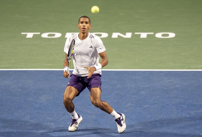 Canada’s Auger-Aliassime advances to fourth round at Cincinnati Open