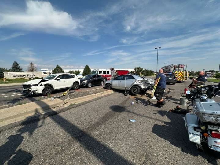 Aurora car theft suspect leads police on two chases before crashing
