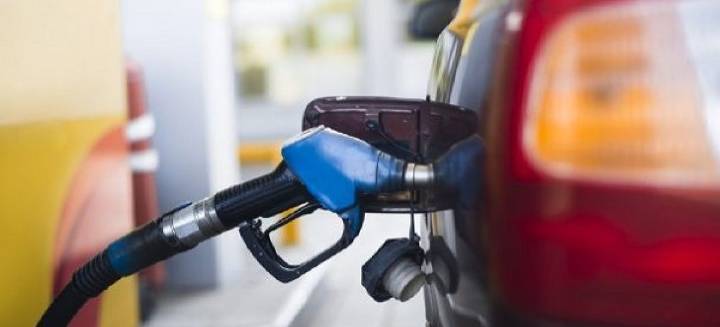 COMBUSTIBLES: BAJÓ LA NAFTA SÚPER PERO SUBIÓ LA INFINIA