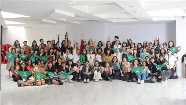 Justicia reproductiva, clave para construir sociedad del cuidado: colectivas