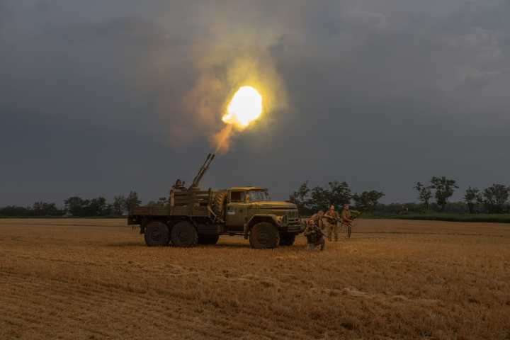 Russia launches largest attack of August on Ukraine after Trump