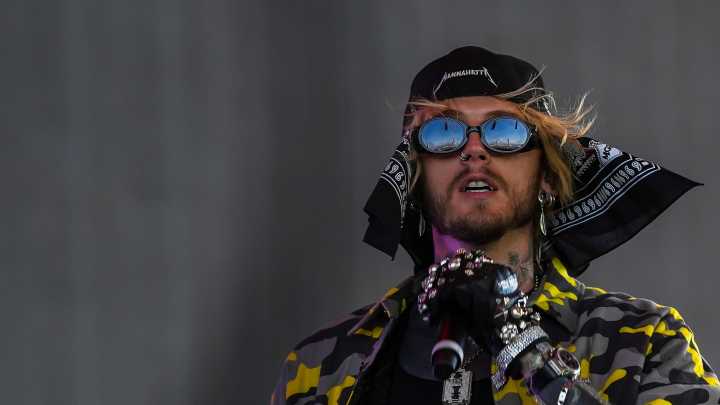 Machine Gun Kelly to perform pop-up show in Indianapolis tonight