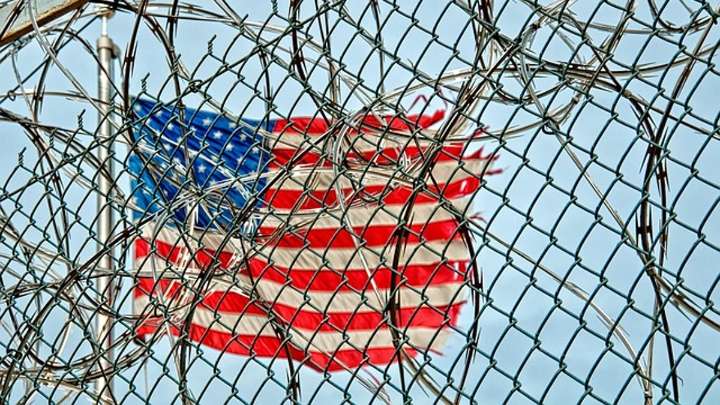 Condenado a siete años de cárcel por estafar 66 millones de dólares en Florida (EEUU)
