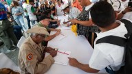 Venezuela intensifica el reclutamiento de personas a las fuerzas milicianas en medio del despliegue militar de Estados Unidos en el mar Caribe