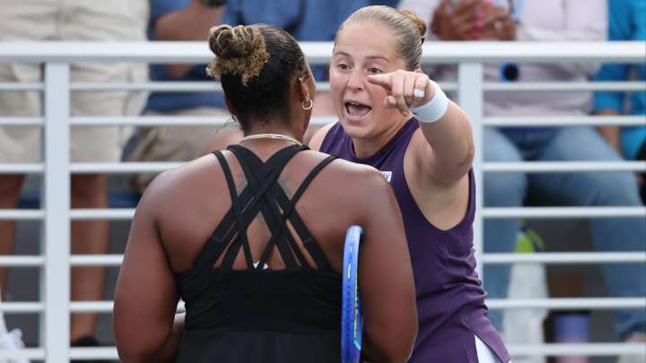 US tennis star riles up crowd after furious on-court argument with Grand Slam winner