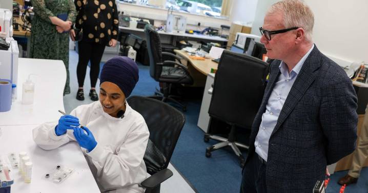 Mayor unveils ambitious plan for 100,000 new high-paid jobs in this industry