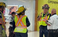 ¡Falsa alarma! Moviliza a Cuerpo de Bomberos reporte sobre personas atascadas en elevador de Galerías