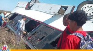 Un fallecido en volcamiento de un autobús en la Carretera Coro Punto Fijo