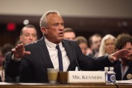 Así es como Robert F. Kennedy Jr. está socavando sistemáticamente las vacunas en todo el mundo; las consecuencias podrían ser perjudiciales